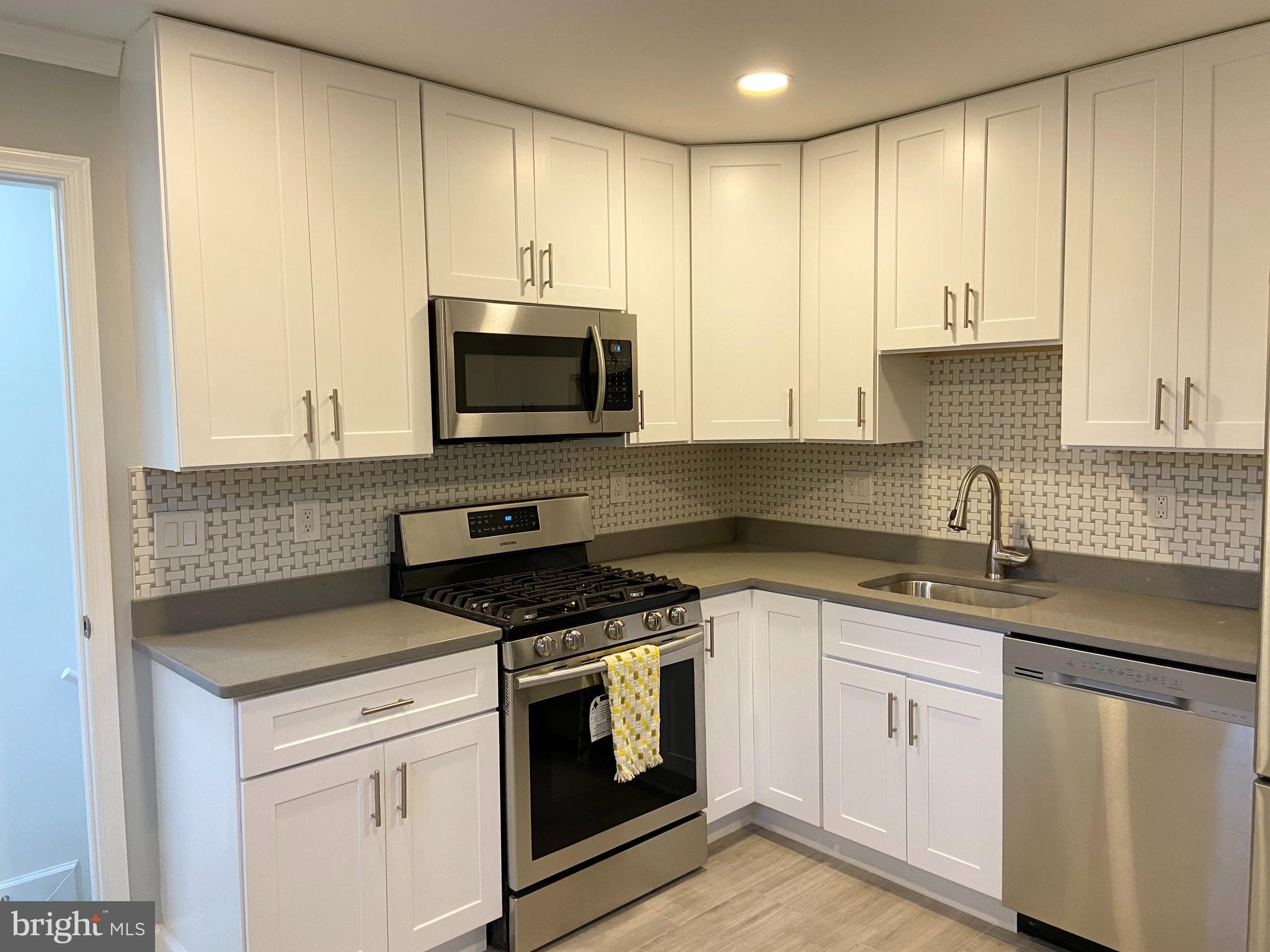 4706 Topping Road Rockville, MD 20852 - Photo 3 of 25 New kitchen