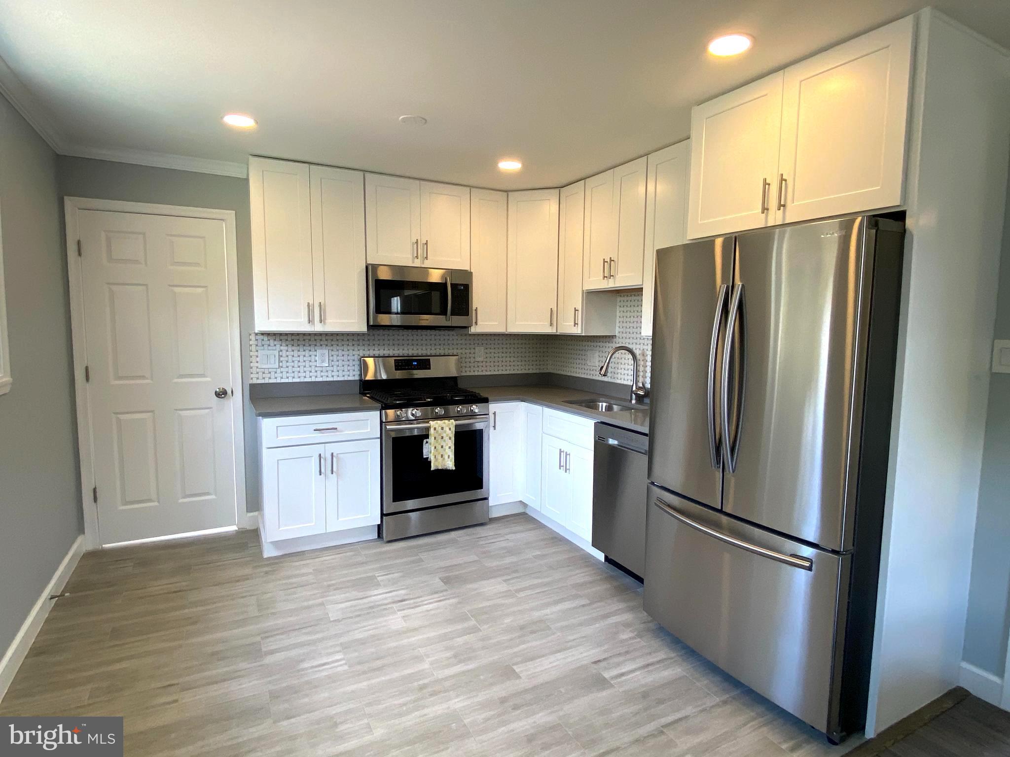 4706 Topping Road Rockville, MD 20852 - Photo 5 of 25 New kitchen