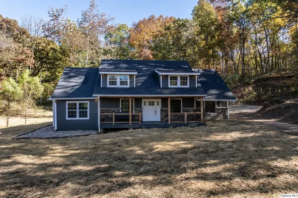 $520,000 | 9608 Highway 168, Hannibal, MO 63401