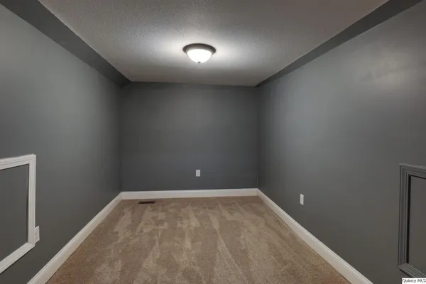 $520,000 | 9608 Highway 168, Hannibal, MO 63401