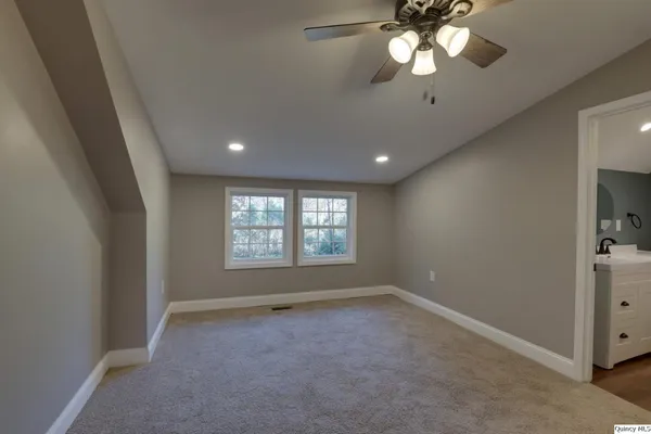 $520,000 | 9608 Highway 168, Hannibal, MO 63401