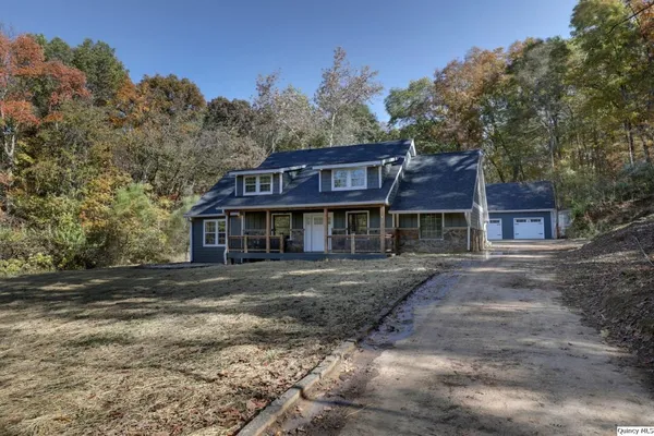 $520,000 | 9608 Highway 168, Hannibal, MO 63401