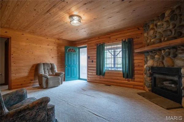 $190,000 | 163 Walnut Street, Greenville, MO 63944