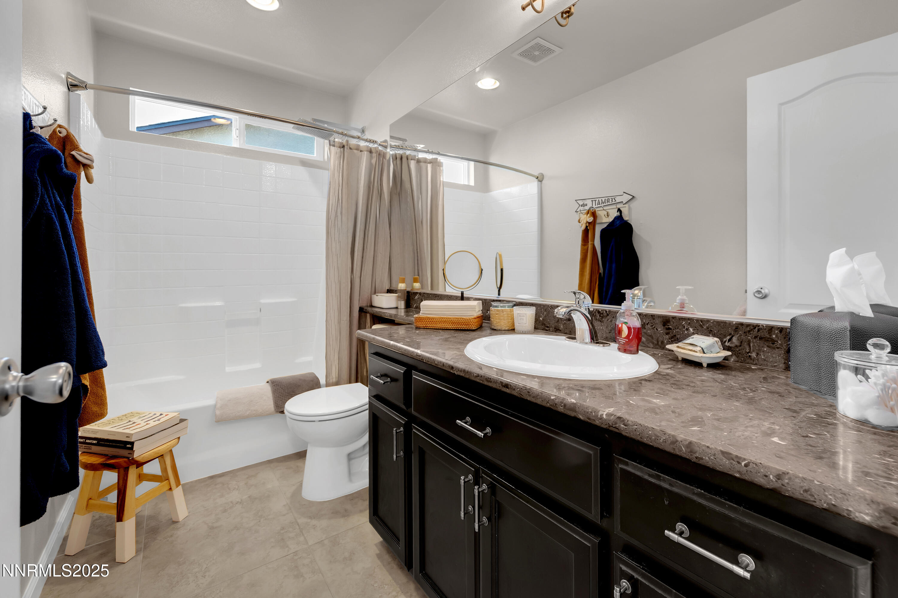 1899 Star Bright Way Reno, NV 89523 - Photo 20 of 30 StarBright1899-036