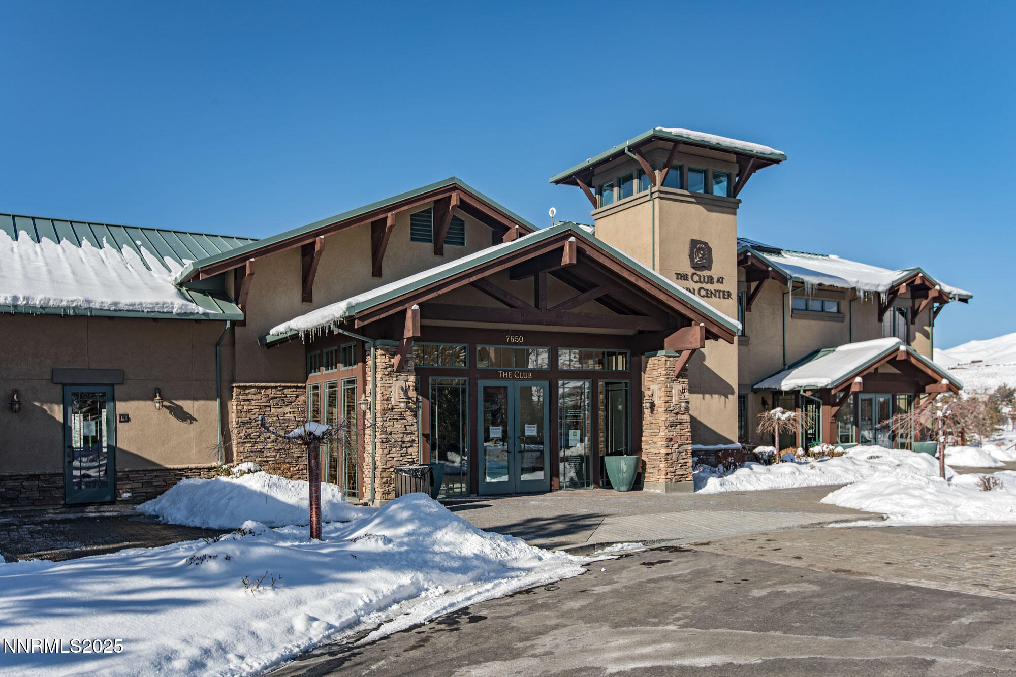 1899 Star Bright Way Reno, NV 89523 - Photo 28 of 30 TonwCentSnow-Front