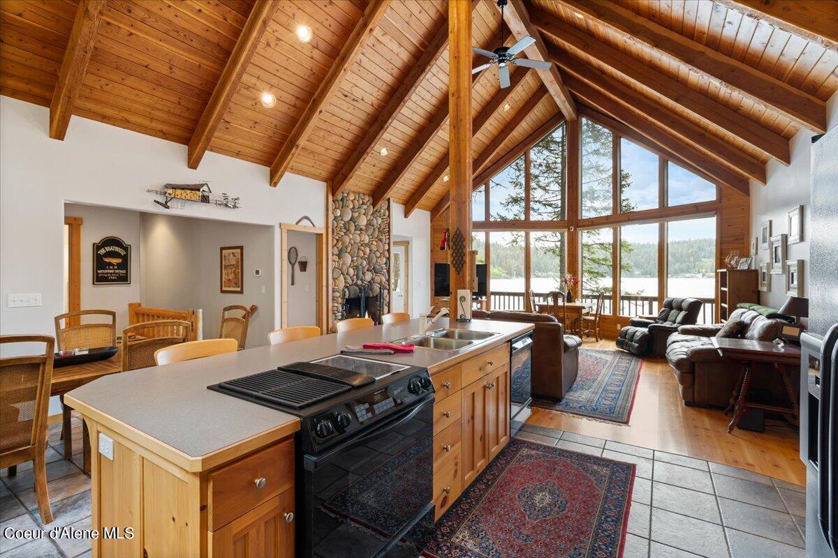 7373 East Hayden Haven Road Hayden, ID 83835 - Photo 11 of 36 11-Kitchen