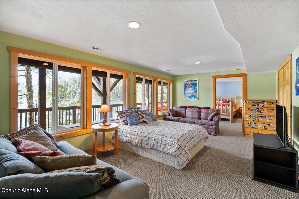 7373 East Hayden Haven Road Hayden, ID 83835 - Photo 19 of 36 19-Family Room