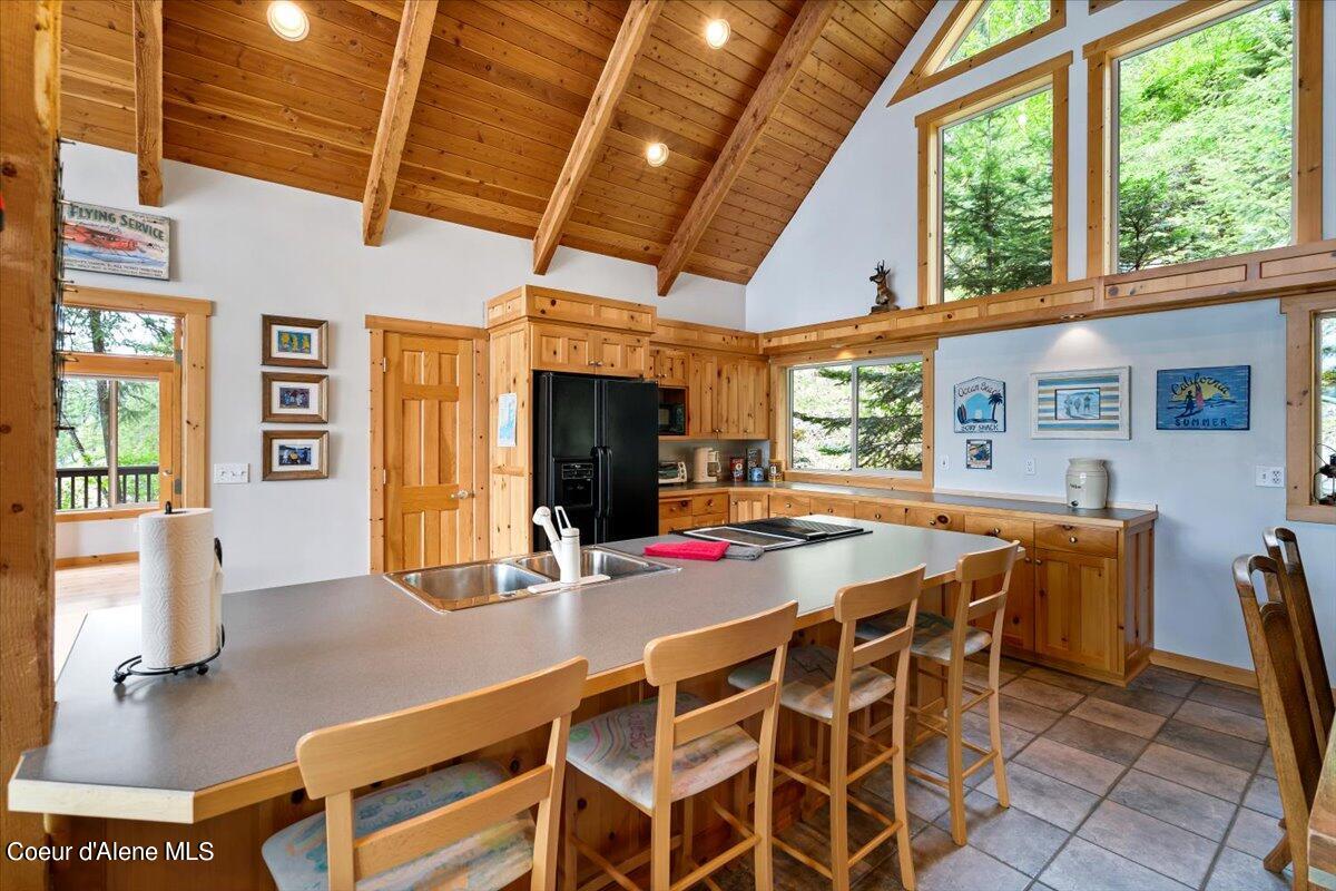 7373 East Hayden Haven Road Hayden, ID 83835 - Photo 9 of 36 9-Kitchen