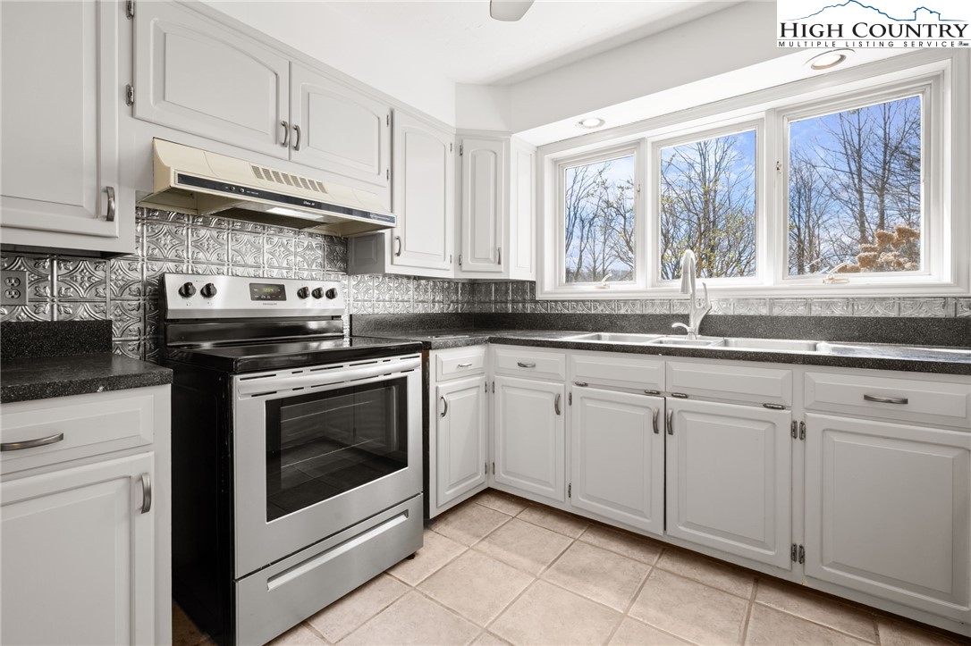 304 Glendale Drive Boone, NC 28607 - Photo 22 of 50