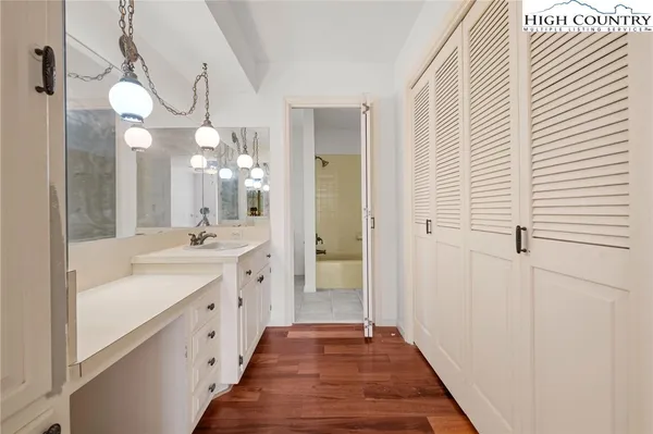 $999,000 | 304 Glendale Drive, Boone, NC 28607