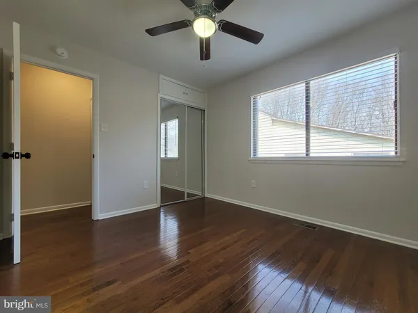 $2,950 | 5674 Oak Tanager Court, Burke, VA 22015