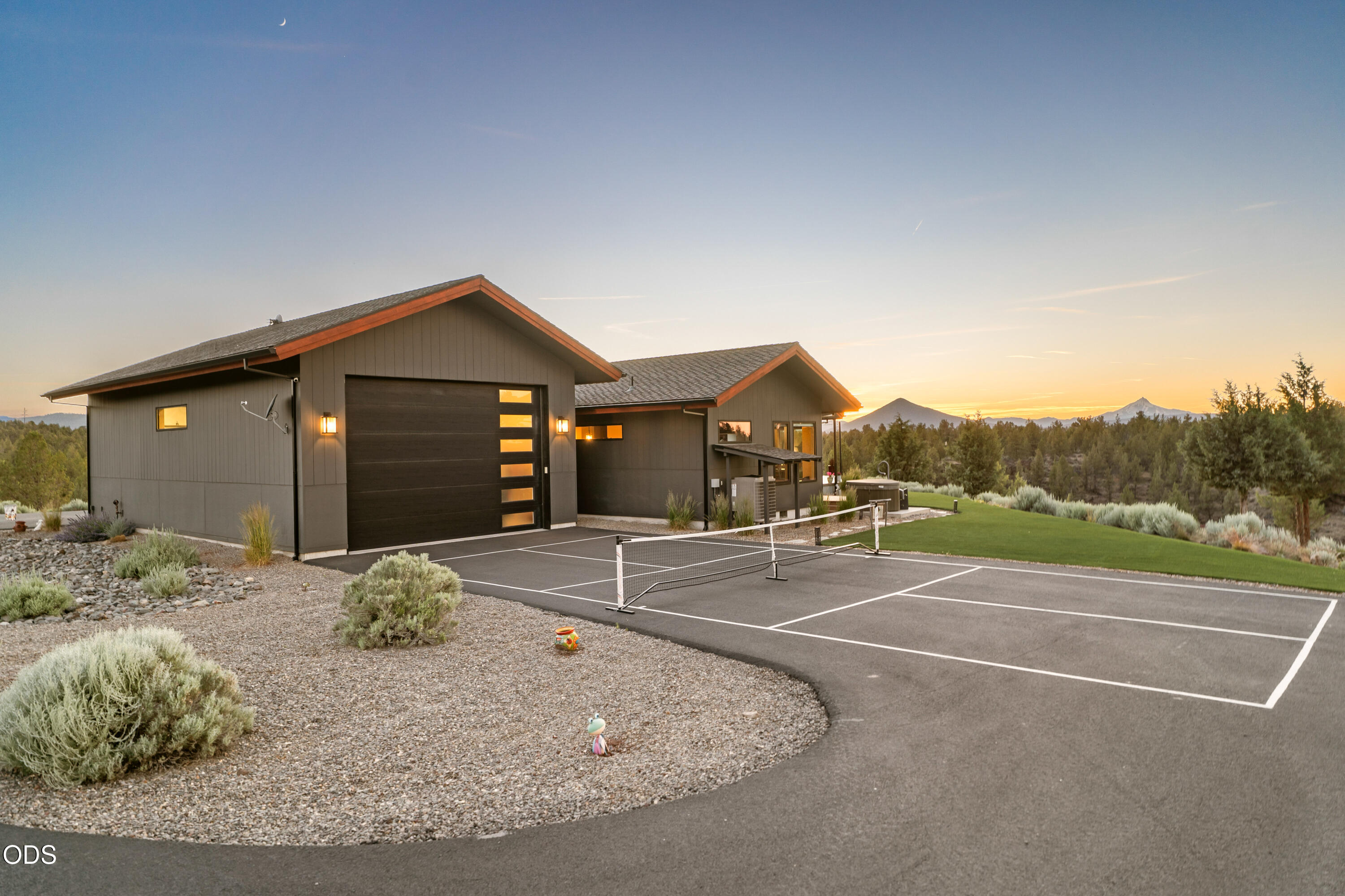 17771 A J Warrin Road Sisters, OR 97759 - Photo 50 of 105