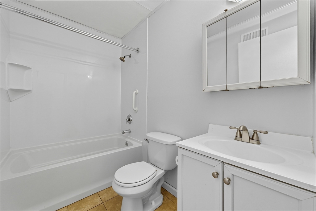 549 Russell Road, Unit 6B Westfield, MA 01085 - Photo 21 of 40 Gallery Image 21