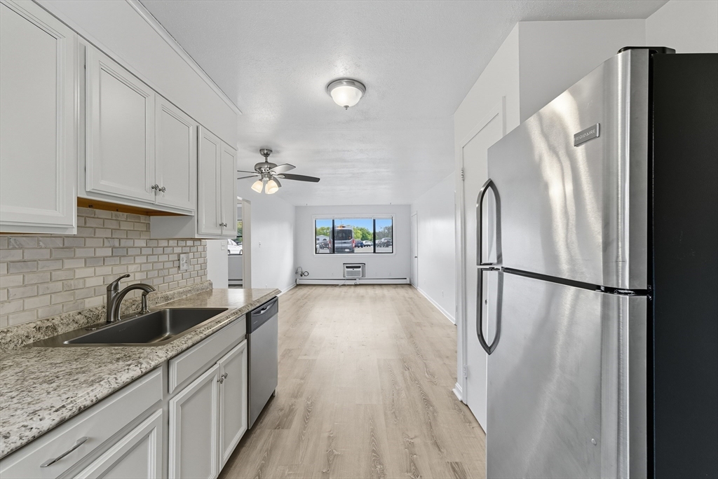 549 Russell Road, Unit 6B Westfield, MA 01085 - Photo 7 of 40 Gallery Image 7