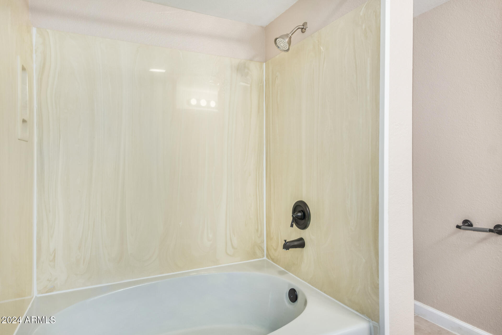 1340 North Recker Road, Unit 256 Mesa, AZ 85205 - Photo 12 of 25 tub shower