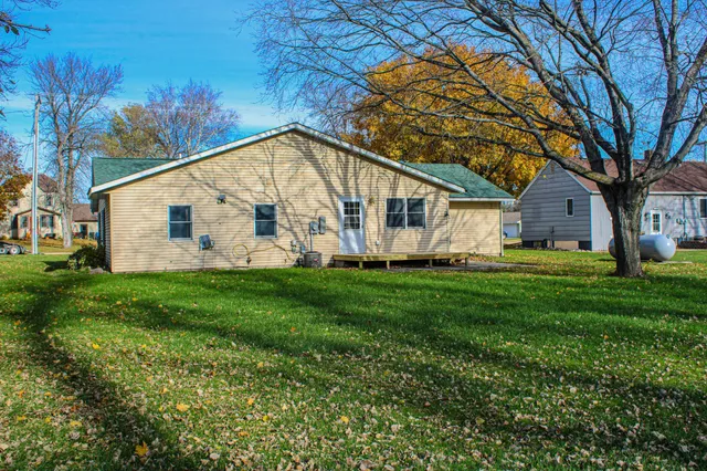 $169,900 | 311 Carolina Avenue, Hoffman, MN 56339