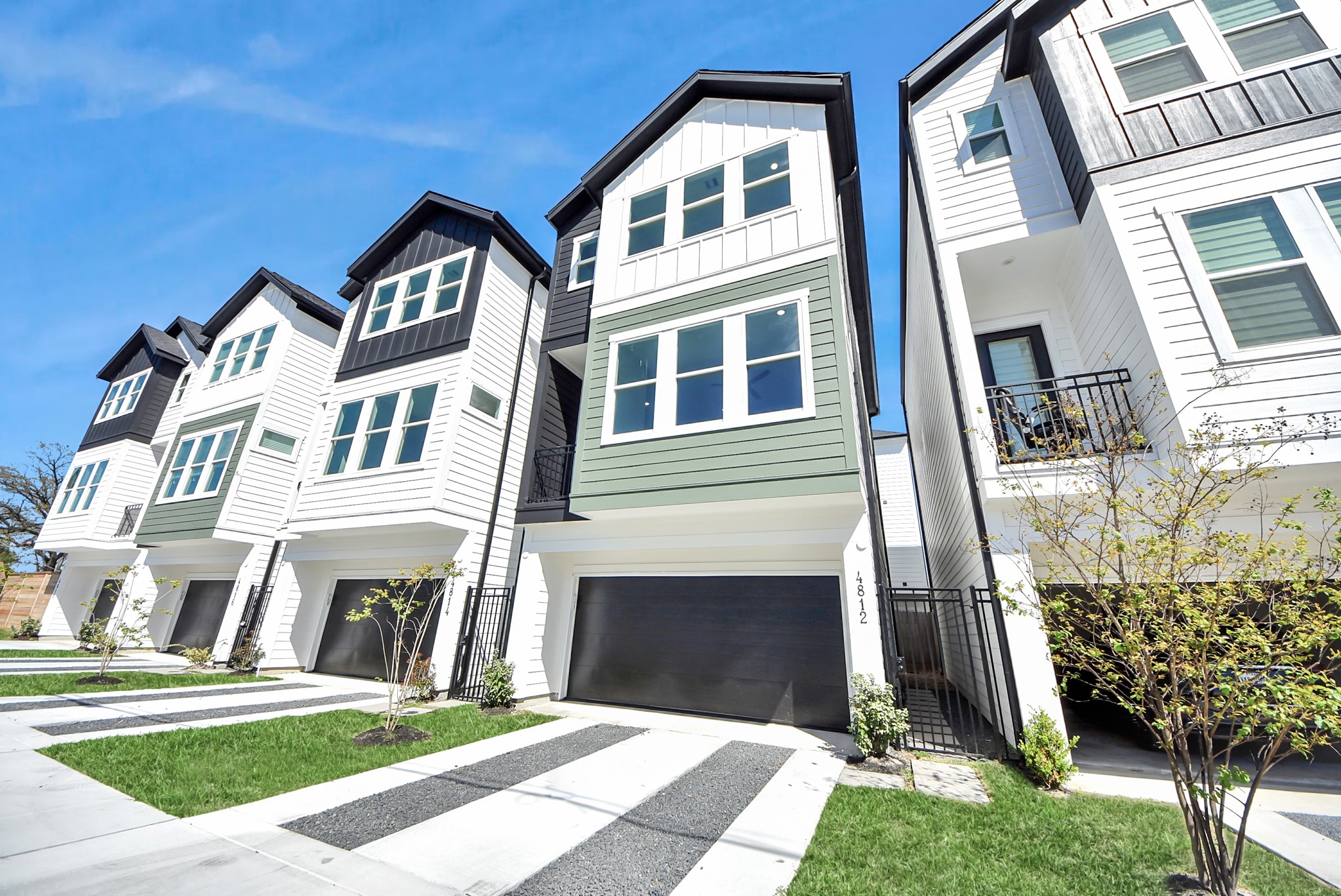 1207 Cavalcade Street, Unit A Houston, TX 77009 - Photo 2 of 48