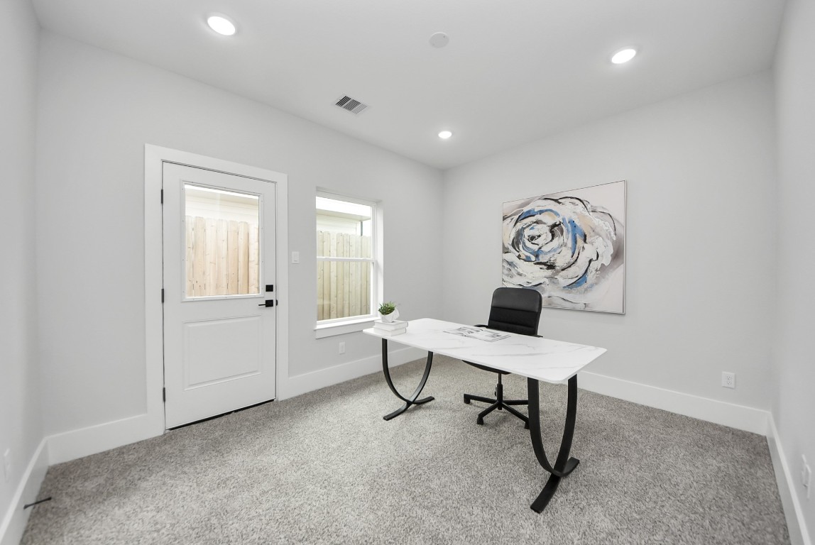 1207 Cavalcade Street, Unit A Houston, TX 77009 - Photo 4 of 48