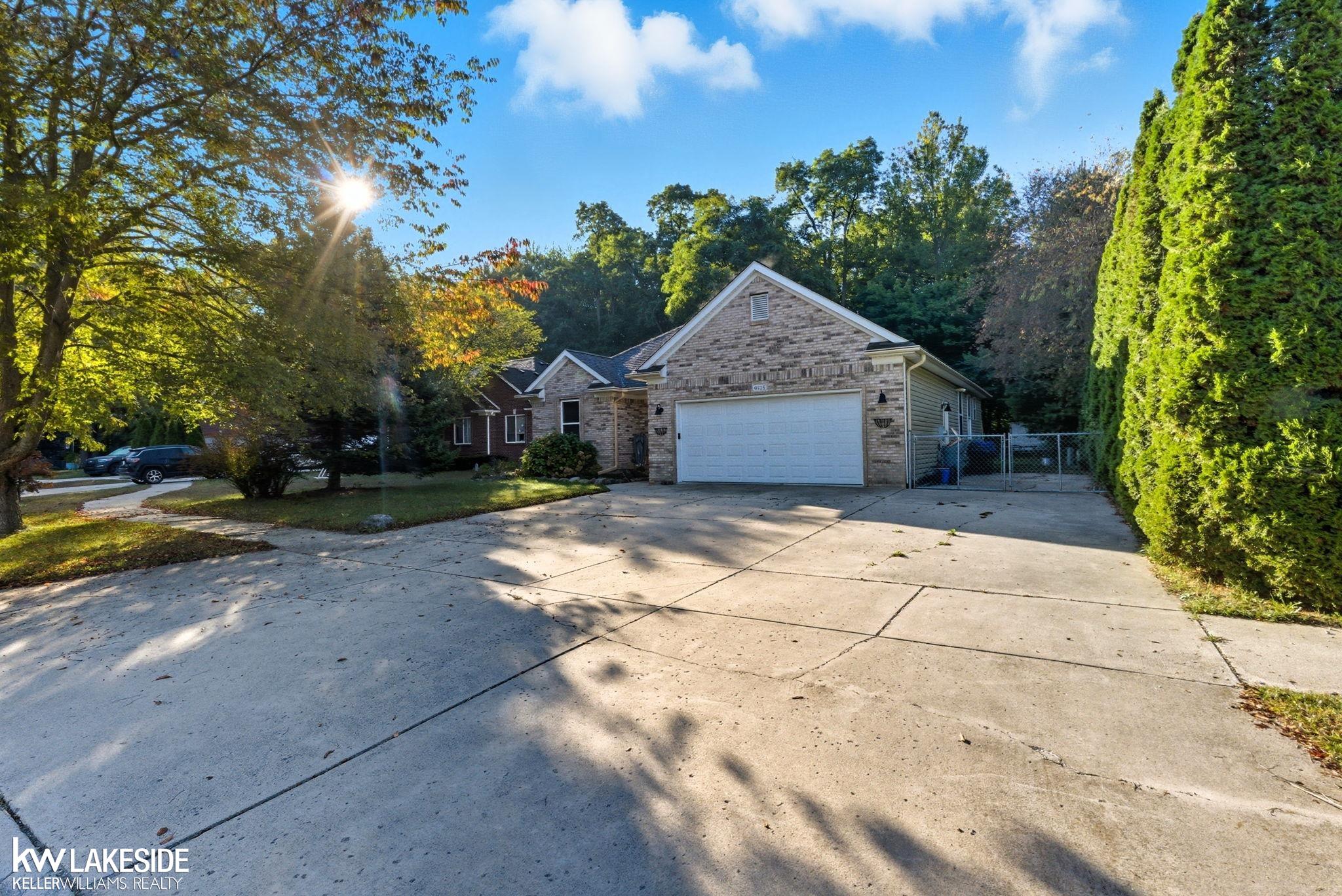 9575 Rachel Road Algonac, MI 48001 - Photo 3 of 21