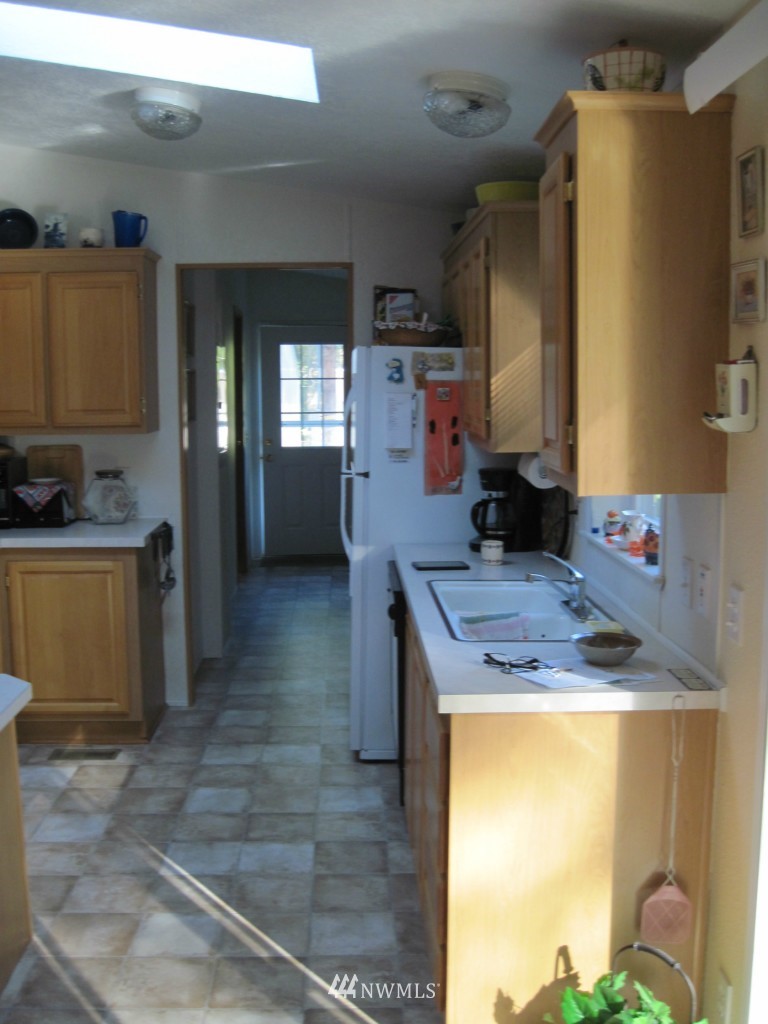 90 Southeast Morgan Road Shelton, WA 98584 - Photo 5 of 13 Gallery Image 5