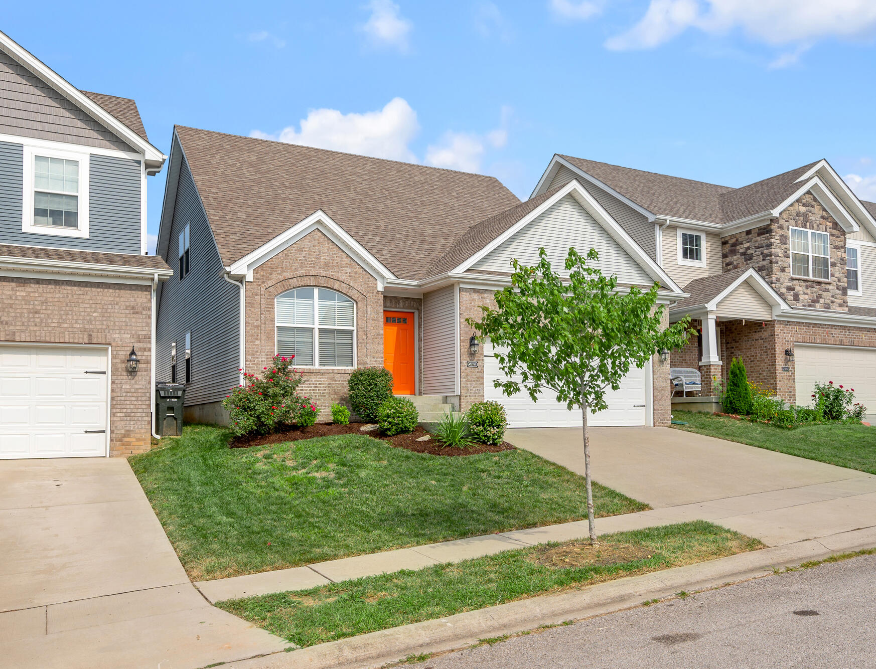 2748 Burnt Mill Road Lexington, KY 40511 - Photo 2 of 38 TDB_4686