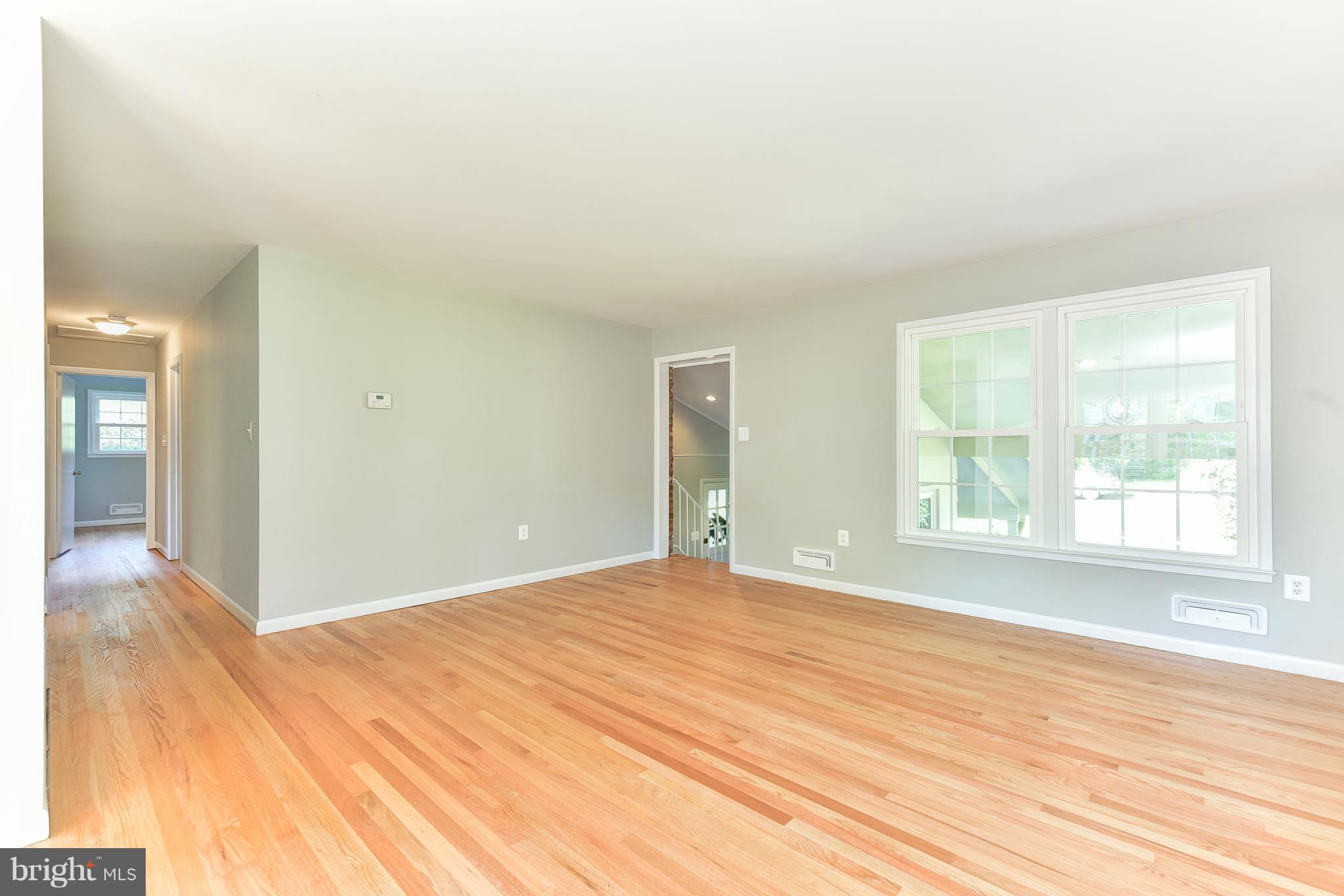 2601 Culpeper Road Alexandria, VA 22308 - Photo 7 of 30 Living Room