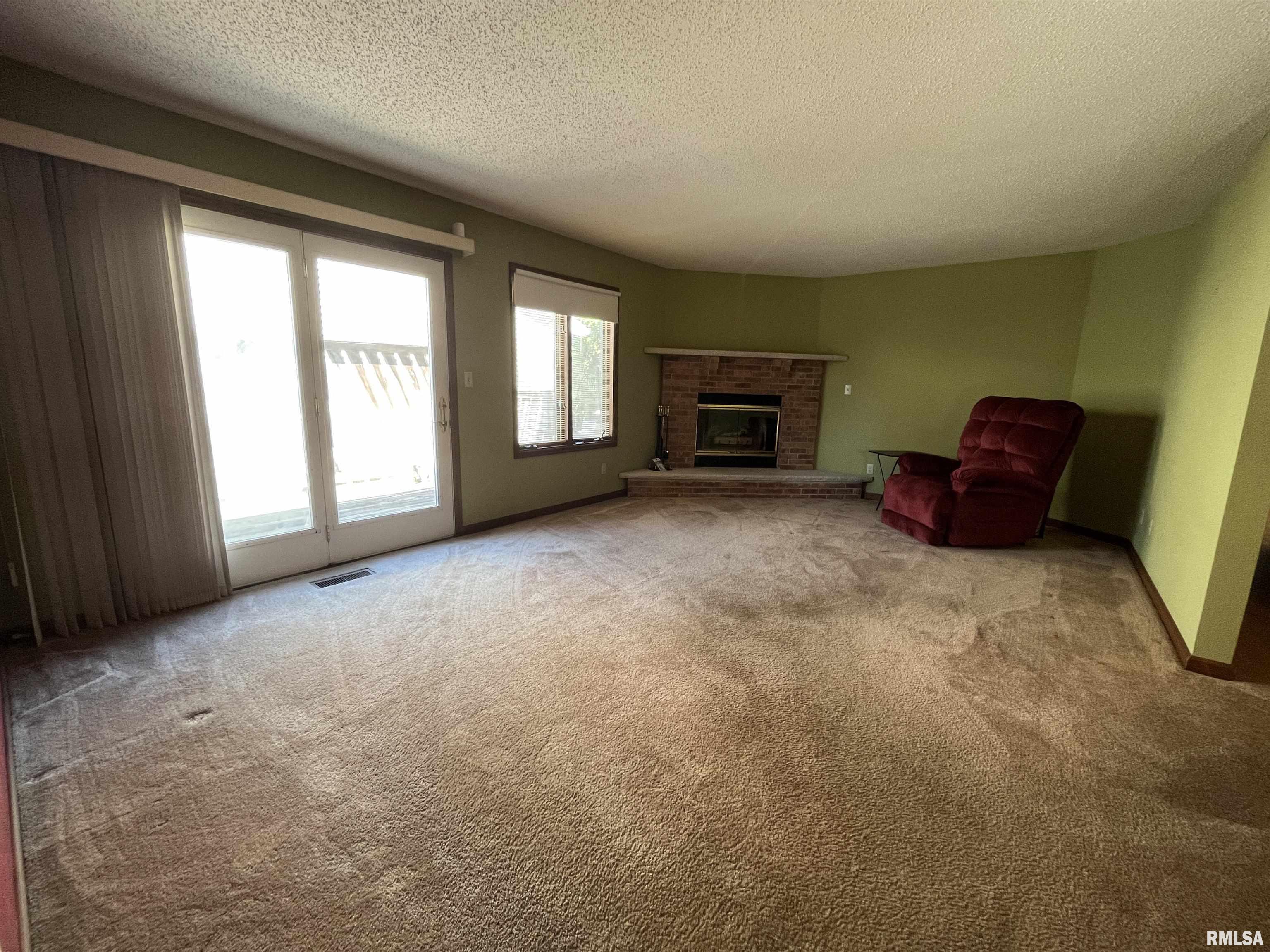 2415 Raleigh Road Springfield, IL 62704 - Photo 8 of 15