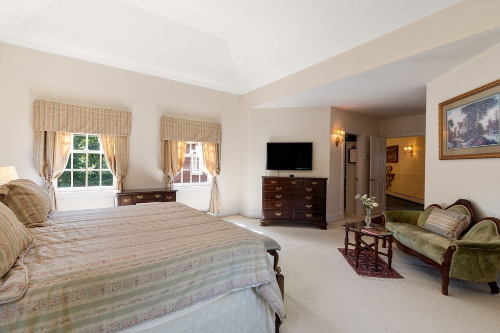 16 Longmeadow Road Milton, MA 02186 - Photo 20 of 42