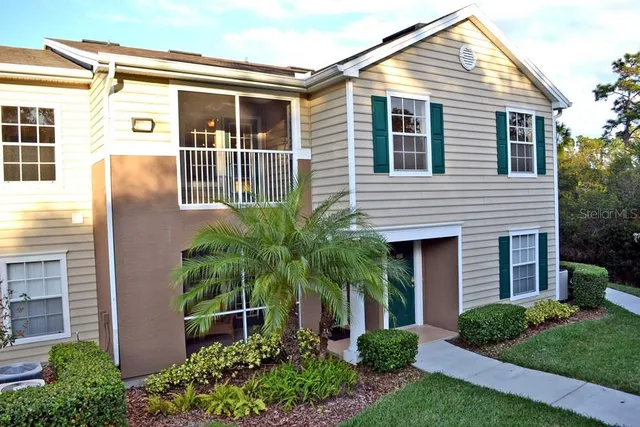 $2,100 | 7405 Vista Way, Unit 208, Bradenton, FL 34202
