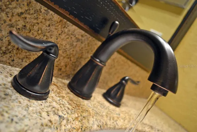 $2,100 | 7405 Vista Way, Unit 208, Bradenton, FL 34202