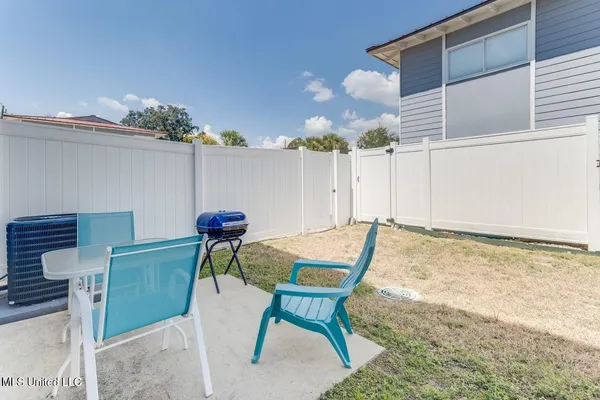 $154,000 | 1664 Beach Boulevard, Unit 88, Biloxi, MS 39531