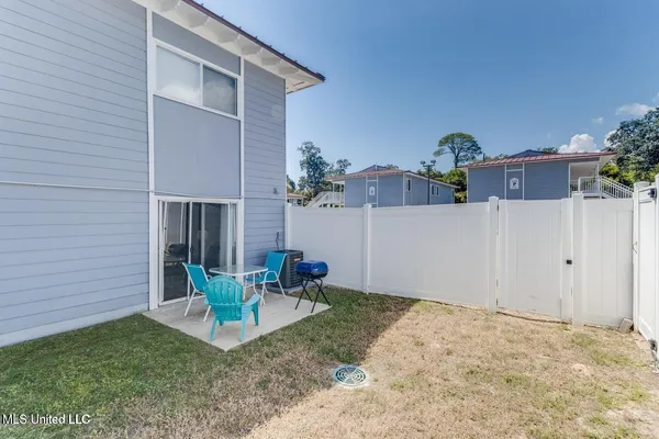 $154,000 | 1664 Beach Boulevard, Unit 88, Biloxi, MS 39531