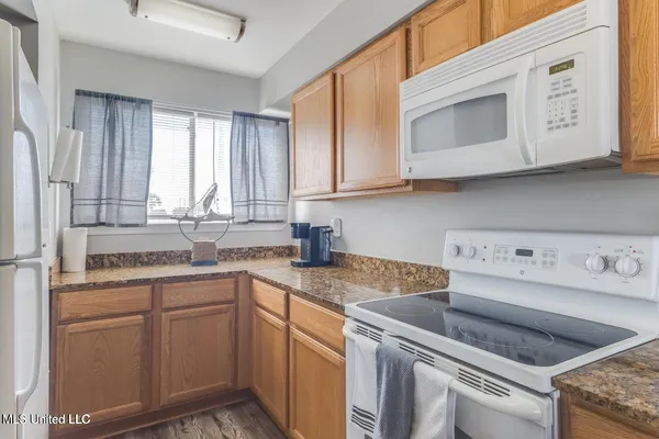 $154,000 | 1664 Beach Boulevard, Unit 88, Biloxi, MS 39531