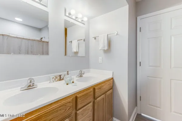 $154,000 | 1664 Beach Boulevard, Unit 88, Biloxi, MS 39531