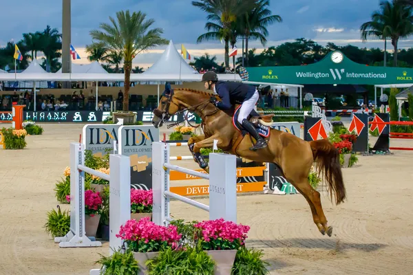 $5,400 | 900 Cosmos Court, Wellington, FL 33414