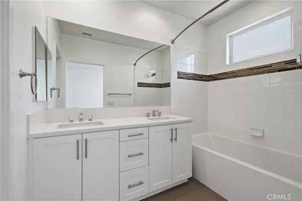$6,300 | 629 West 17th Street, Costa Mesa, CA 92627