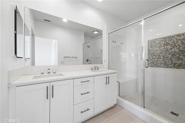 $6,300 | 629 West 17th Street, Costa Mesa, CA 92627