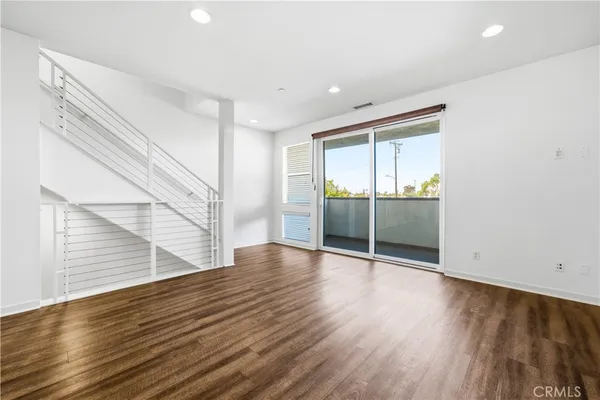 $6,300 | 629 West 17th Street, Costa Mesa, CA 92627