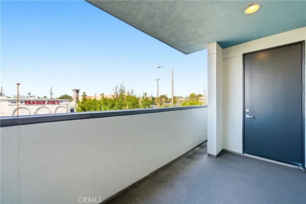 $6,300 | 629 West 17th Street, Costa Mesa, CA 92627
