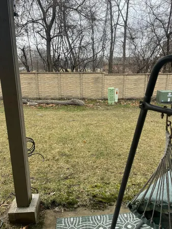 a view of a large yard