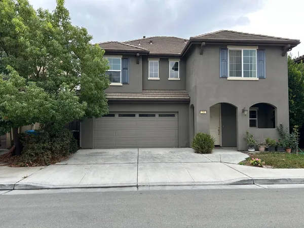 $699,999 | 291 Slate Avenue, Hollister, CA 95023