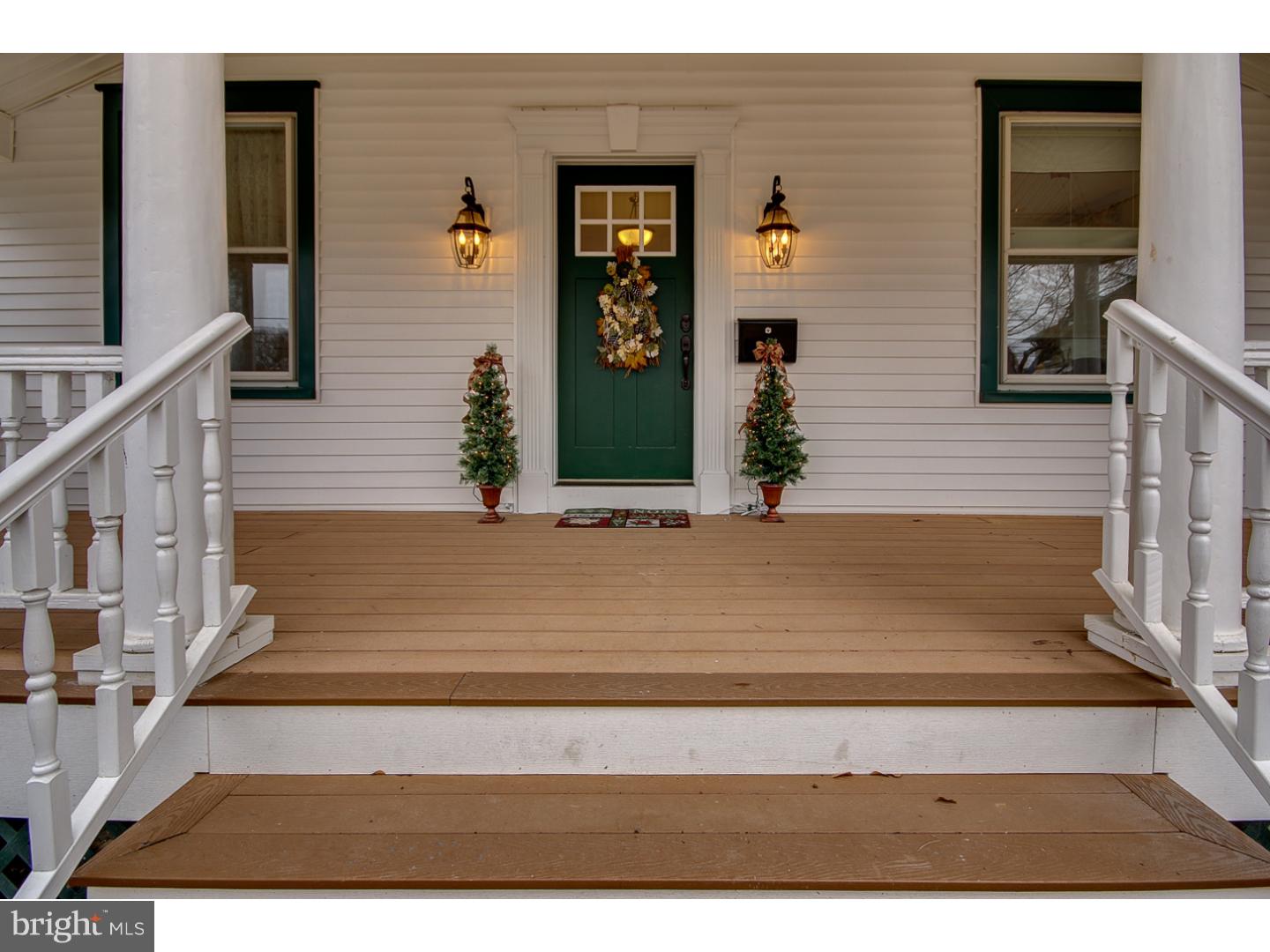 124 Linden Avenue Rutledge, PA 19070 - Photo 2 of 25 Porch