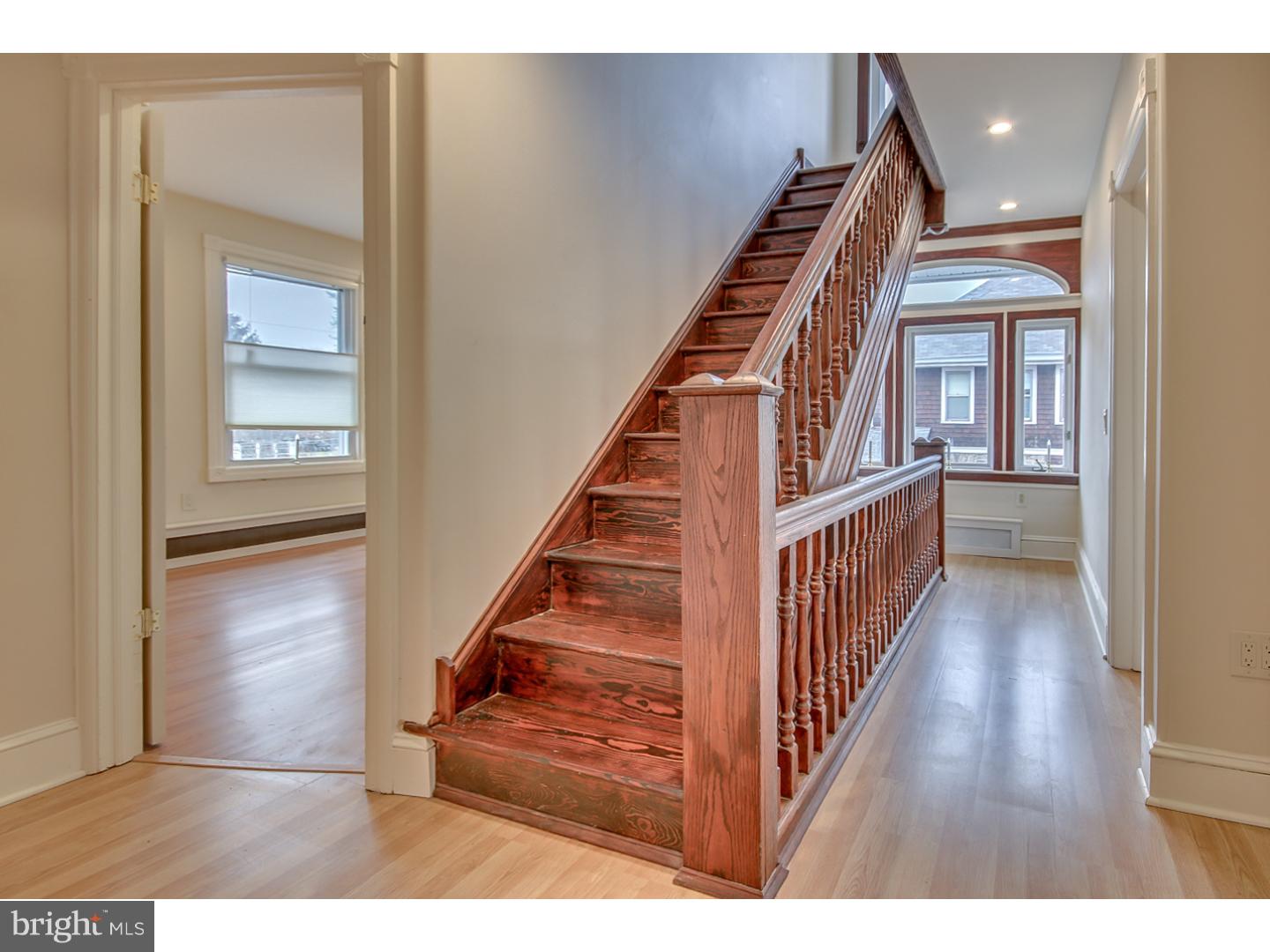 124 Linden Avenue Rutledge, PA 19070 - Photo 23 of 25 Hallway