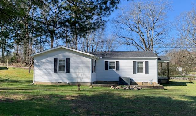 17 Castleberry Road Rossville, GA 30741 - Photo 3 of 21 17 Castleberry east side