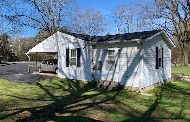17 Castleberry Road Rossville, GA 30741 - Photo 4 of 21 17 Castleberry Rear