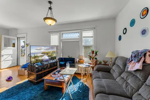 $425,000 | 1217 Grand Avenue, St. Paul, MN 55105