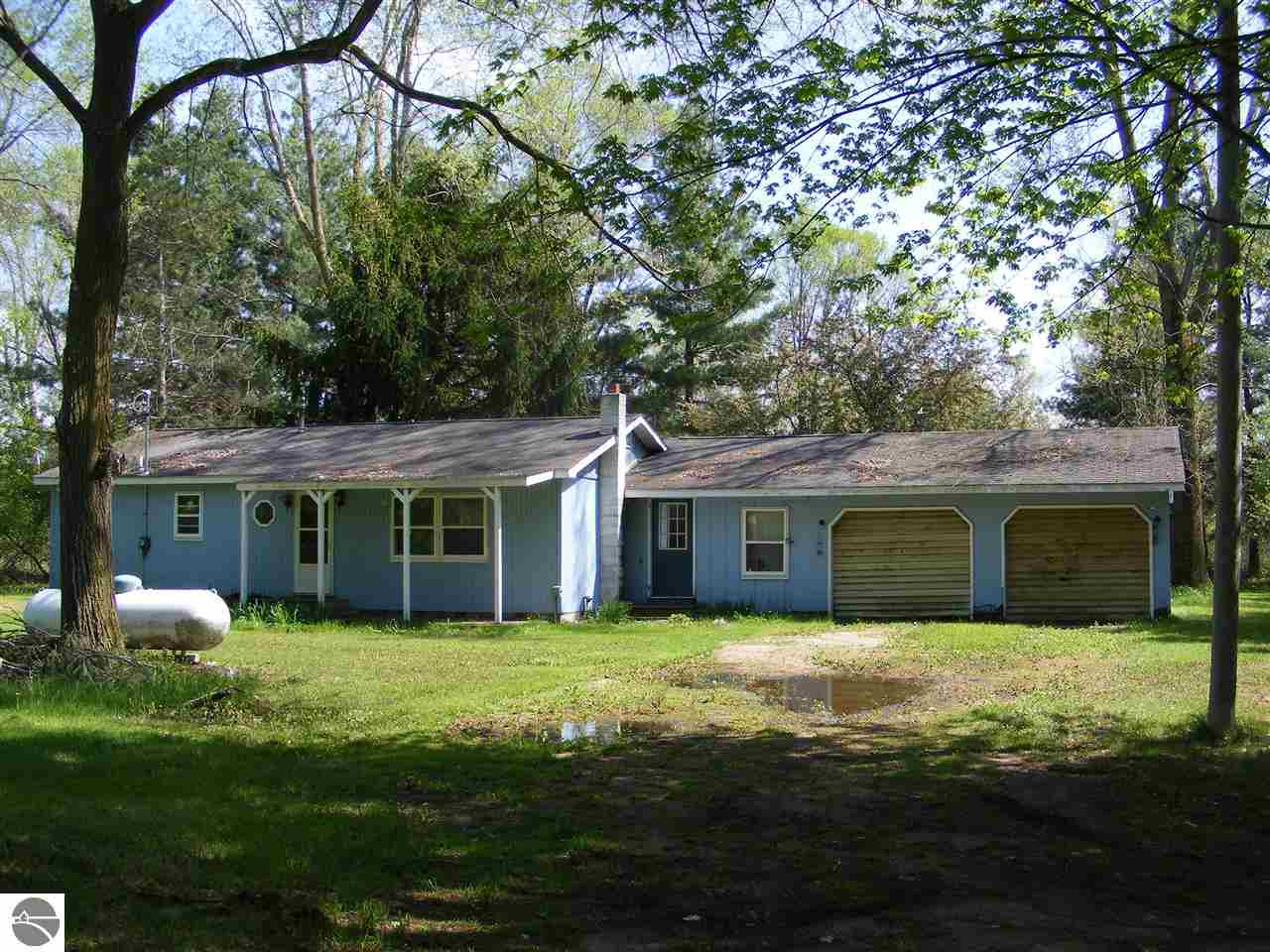 11126 East Muskrat Road Carson City, MI 48811 - Photo 2 of 24 1780301-1.JPG