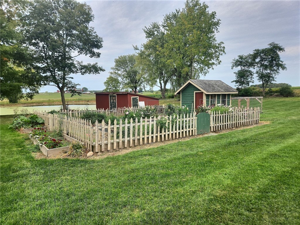 1695 Levanna Road Scipio, NY 13147 - Photo 4 of 37