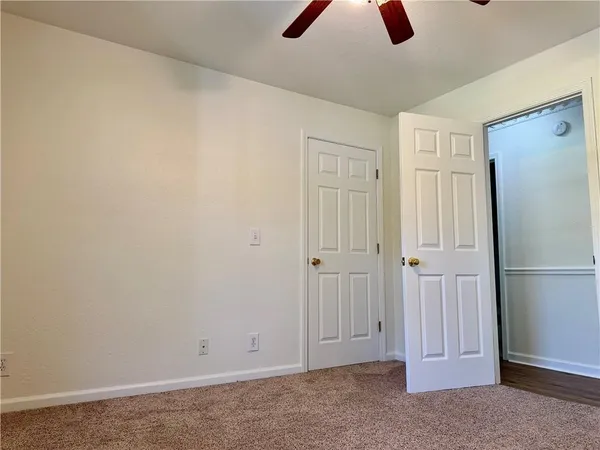 $444,000 | 605 Northwest 11th Road, Warrensburg, MO 64093