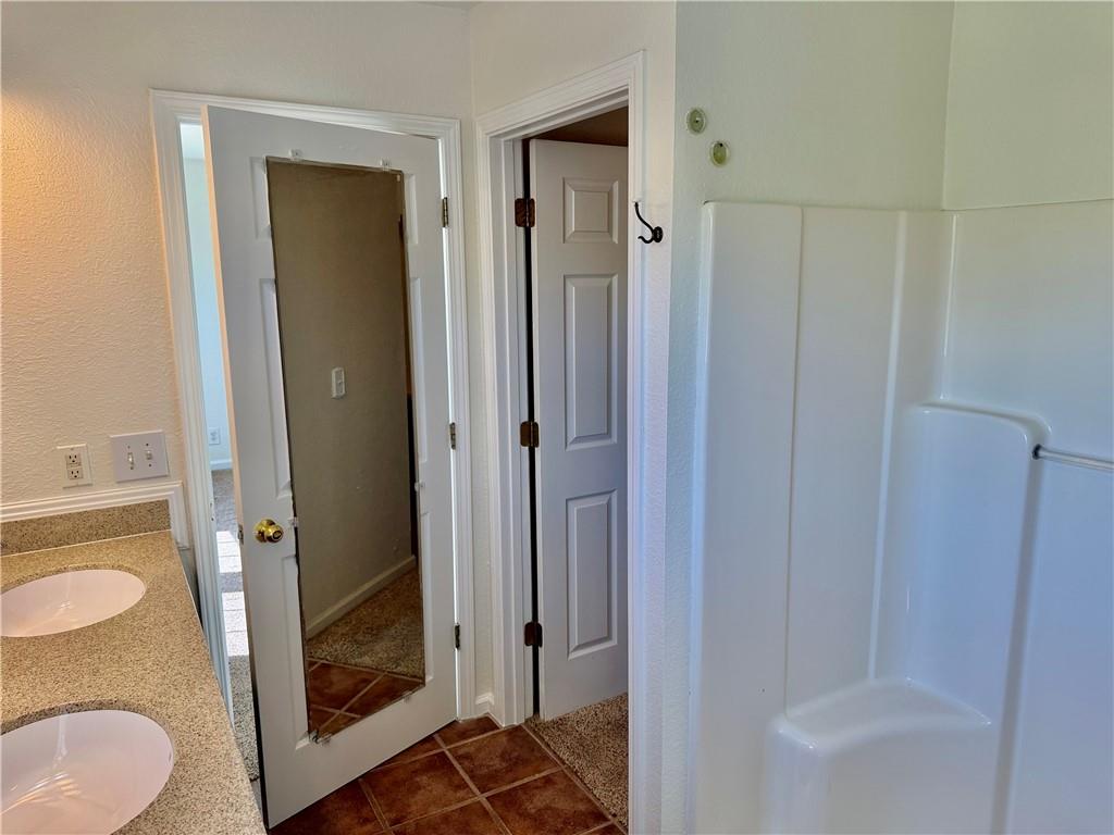 605 Northwest 11th Road Warrensburg, MO 64093 - Photo 23 of 50